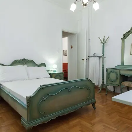 Charming Vintage 2Br Apartment With Balcony In Koukaki Atena Exterior foto