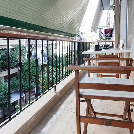 Charming Vintage 2Br Apartment With Balcony In Koukaki Atena Exterior foto