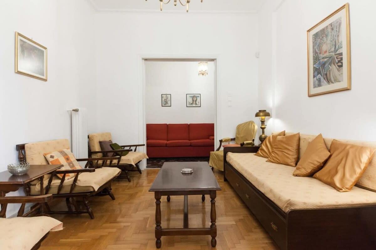 Charming Vintage 2br With Balcony In Koukaki Apartment Athens